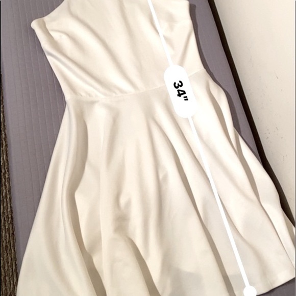 AQUA (Bloomingdale’s) Scuba Skater halter mini dress in Pure White size Large - Picture 9 of 9